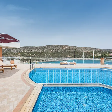 Villa Mare Nostrum Villas *